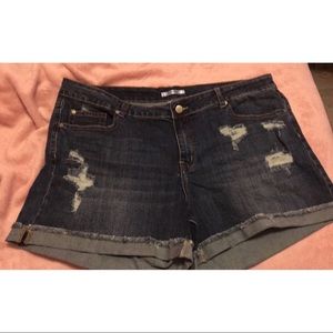 NWOT Jean shorts